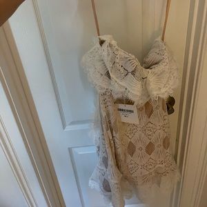 Selfie Leslie White Strapless Dress